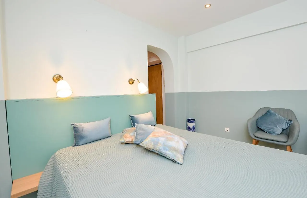 Victoriei_Majestic Apartment Bucharest